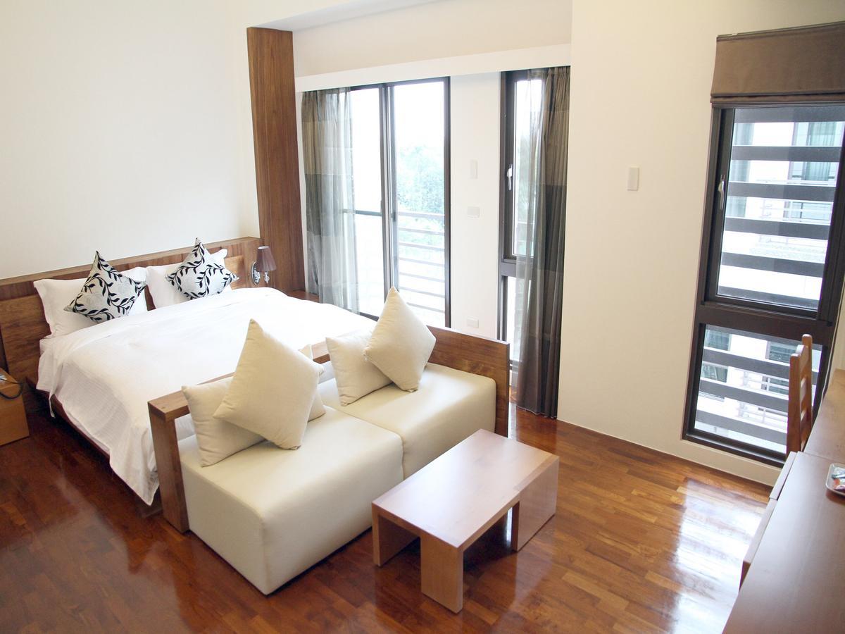 Peace Area Hot Spring Hotel Джиаоси Екстериор снимка